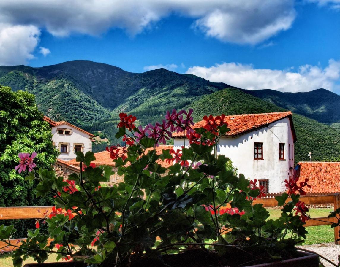 Casa Rural Los Llares Lerones Bagian luar foto