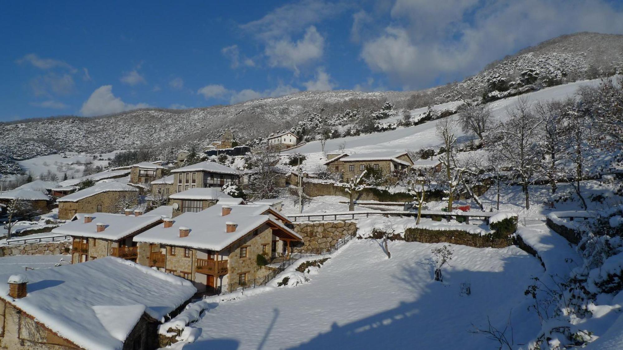 Casa Rural Los Llares Lerones Bagian luar foto